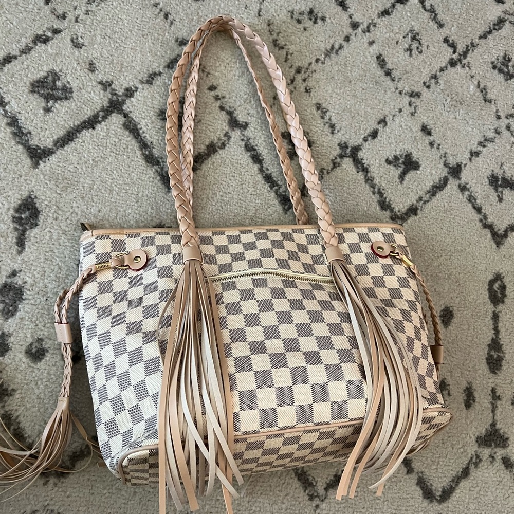 Iconic print super cute zipper tote